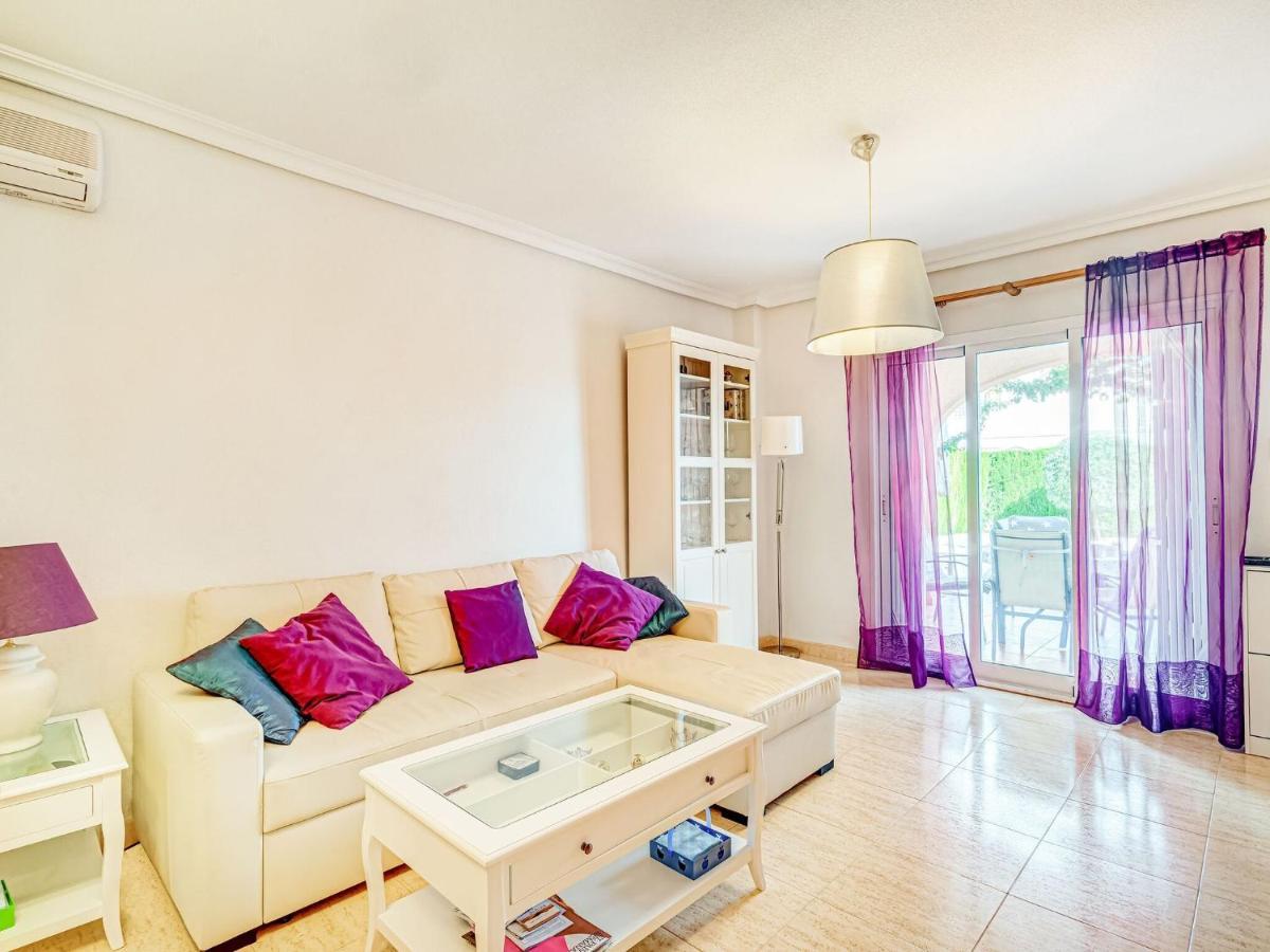 Belvilla By Oyo Lovely Bungalow With Swimming Pool Oriola  Exterior foto